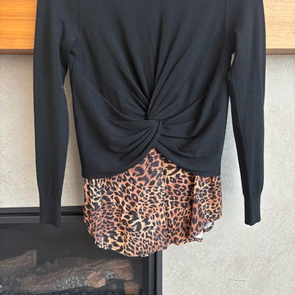 Veronica Beard Phebe Mixed Media
Top in Black, Size XS - Picture 6 of 14